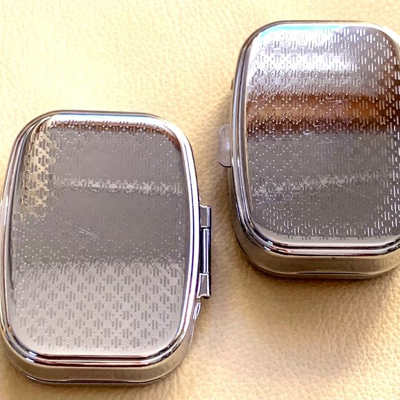 Cactus Tropical Leaves Rectangular 2 Compartment Purse Travel Vitamin Pill Box - Picture 5 of 5